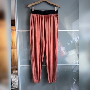 lululemon lab Balzo Jogger in Canyon Rock Orange